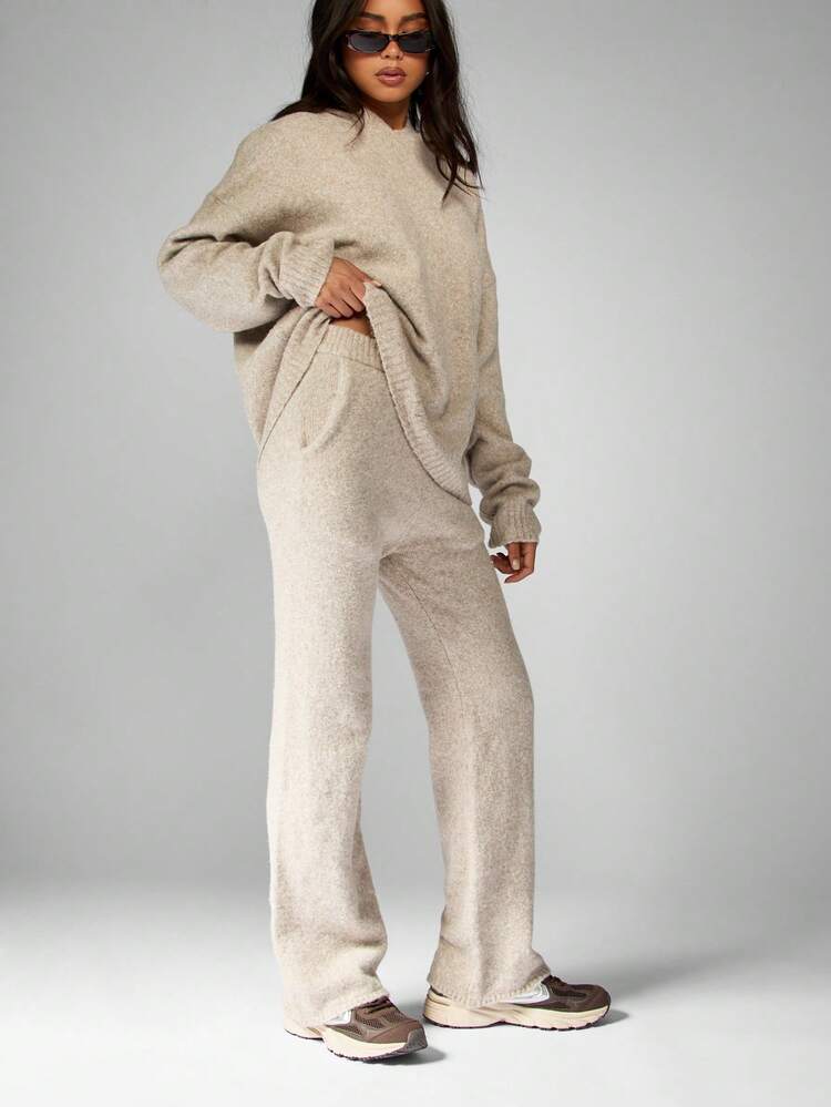 Velliria Knit Lounge Set – Cozy & Minimalist