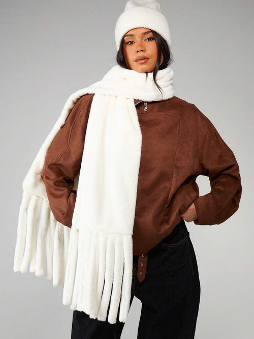 Velliria Knit Scarf – With Fringes