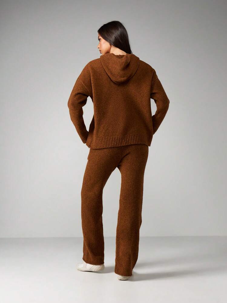 Velliria Knit Lounge Set – Cozy & Minimalist