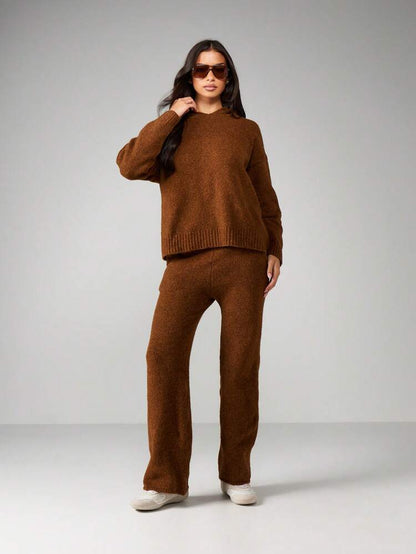 Velliria Knit Lounge Set – Cozy & Minimalist